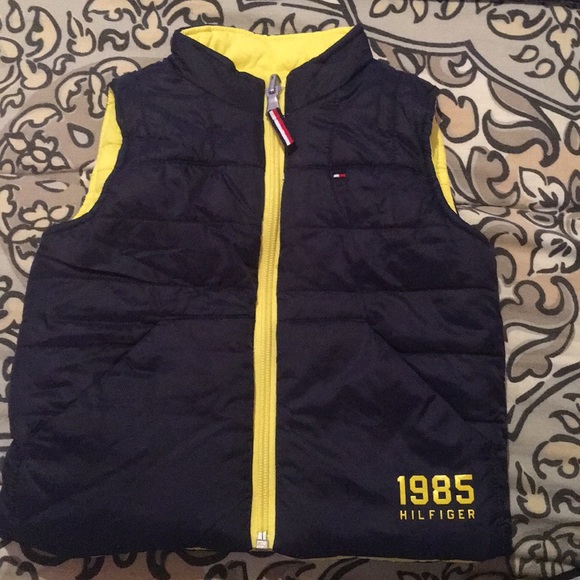 Tommy Hilfiger vest jacket for 12 months baby boy - Picture 2 of 4